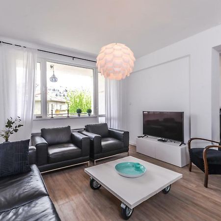 66 Apartment - Stylish Two Bedroom in Lozenets District Sofia Buitenkant foto