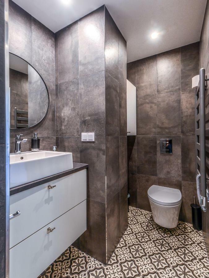 66 Apartment - Stylish Two Bedroom in Lozenets District Sofia Buitenkant foto